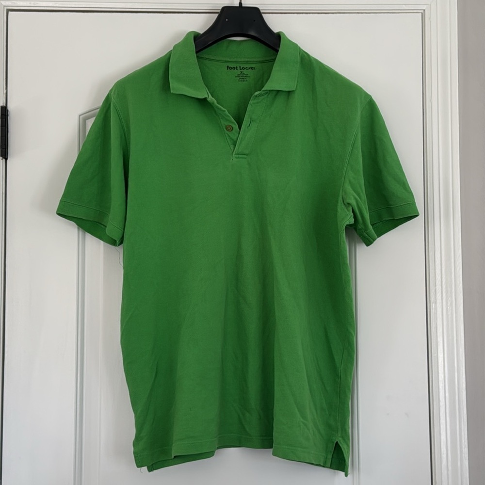 Foot Locker Men’s Green Short Sleeve Polo Size XL.